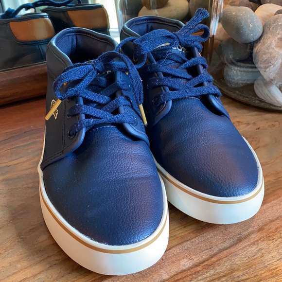 Lacoste Big Boys Size 4 high top shoes - Picture 3 of 7